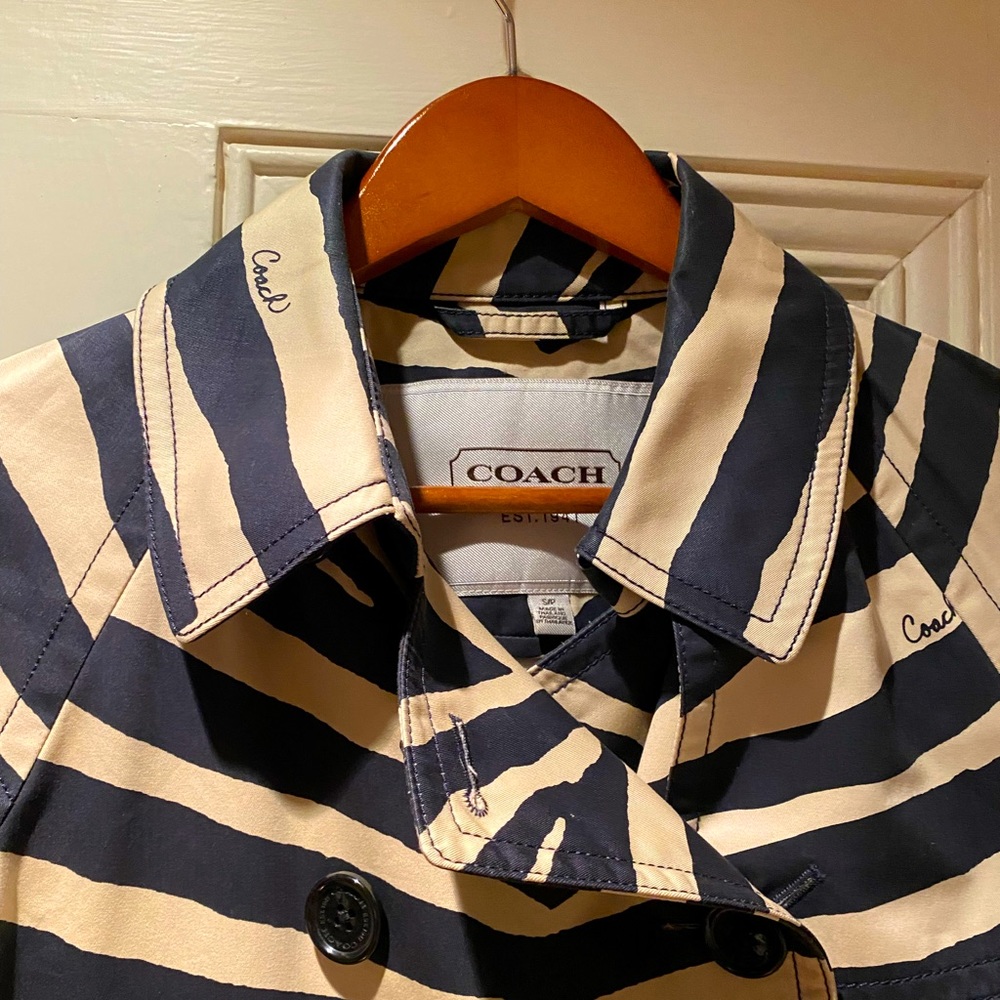 Coach trench. Zebra pattern